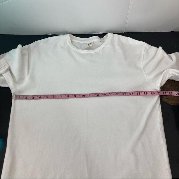Old Navy women’s‎ long sleeve white T-Shirt - Picture 10 of 14